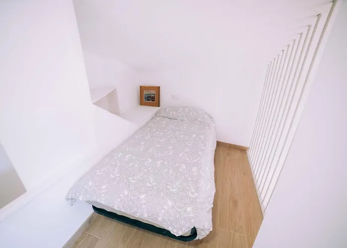 Old Side Duplex 아파트 *