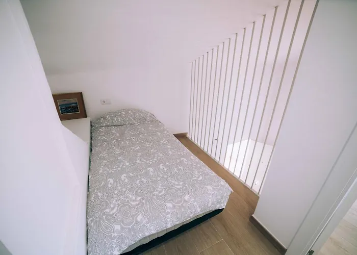 Old Side Duplex 플라티야 다로